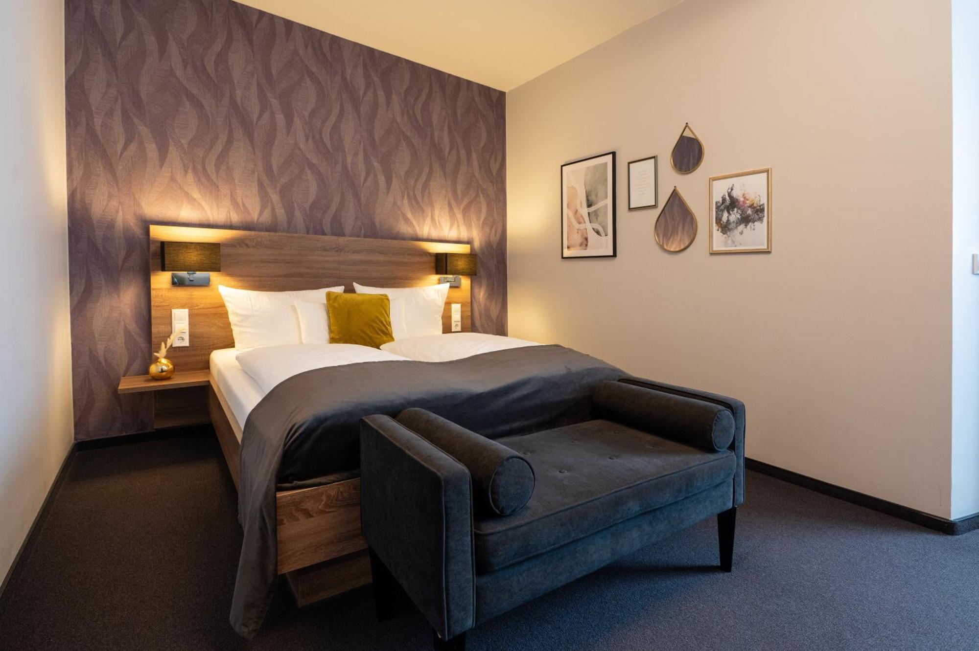 V Boutique Hotel בובלינגן מראה חיצוני תמונה