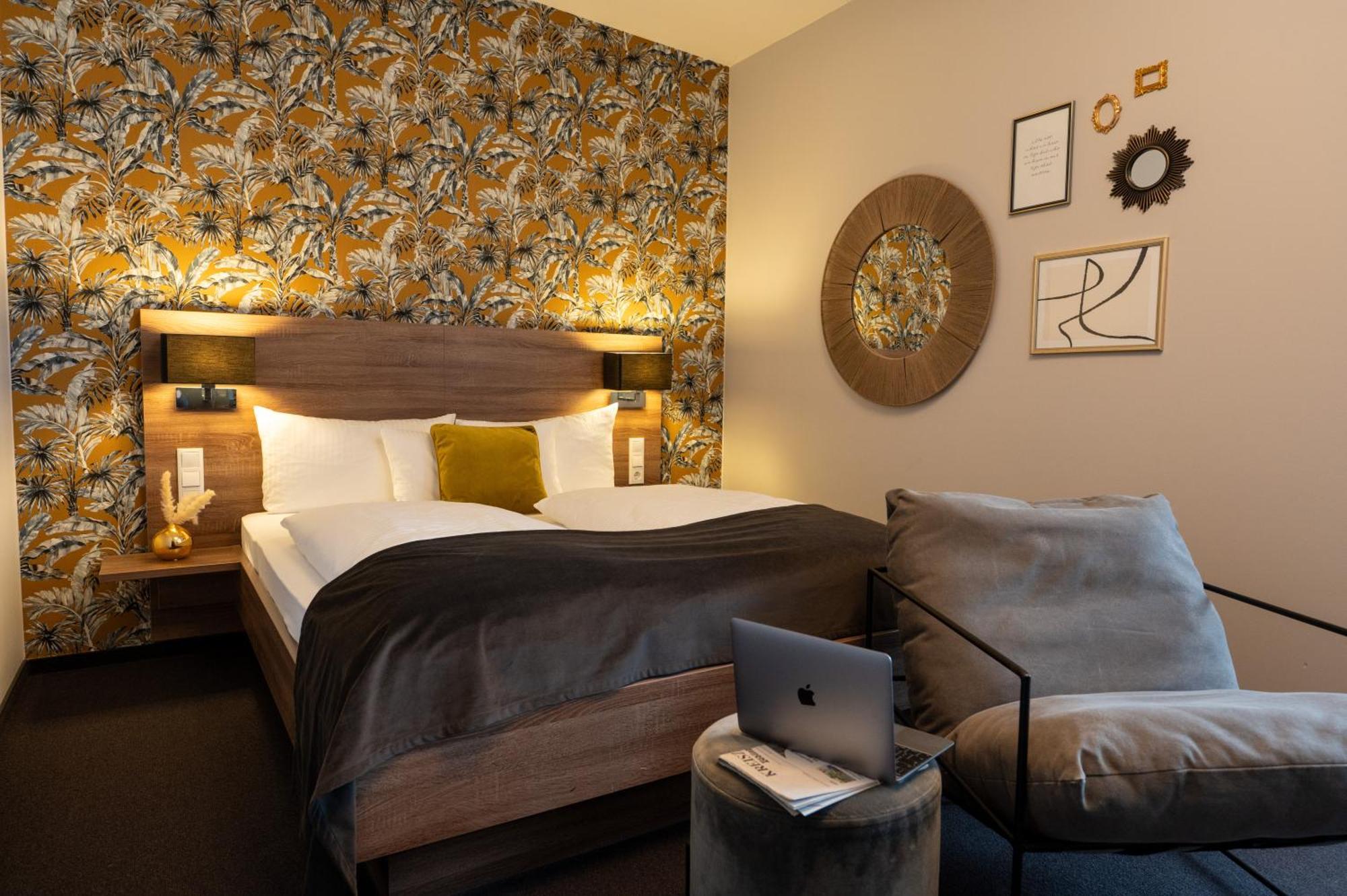 V Boutique Hotel בובלינגן מראה חיצוני תמונה