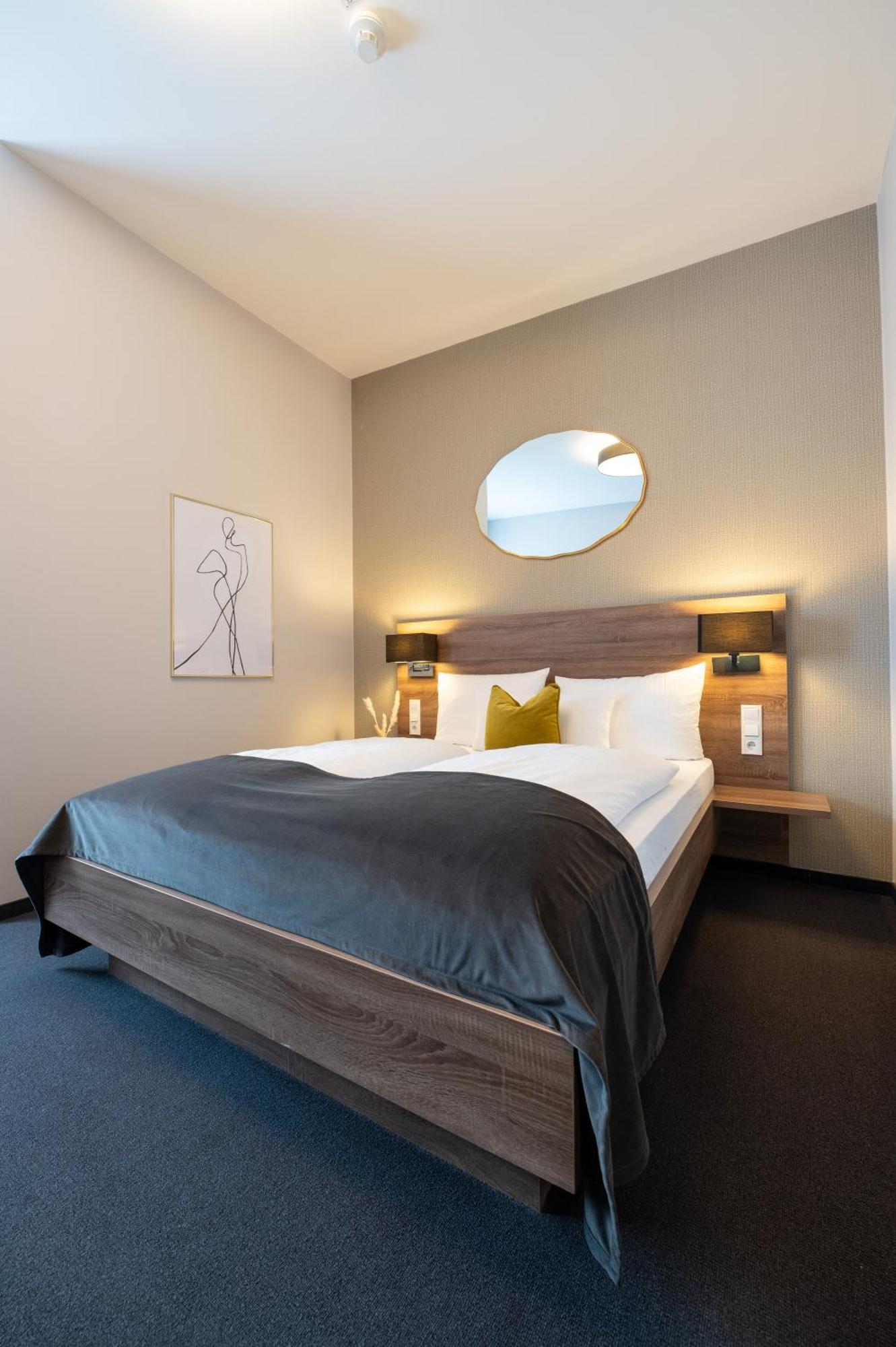 V Boutique Hotel בובלינגן מראה חיצוני תמונה