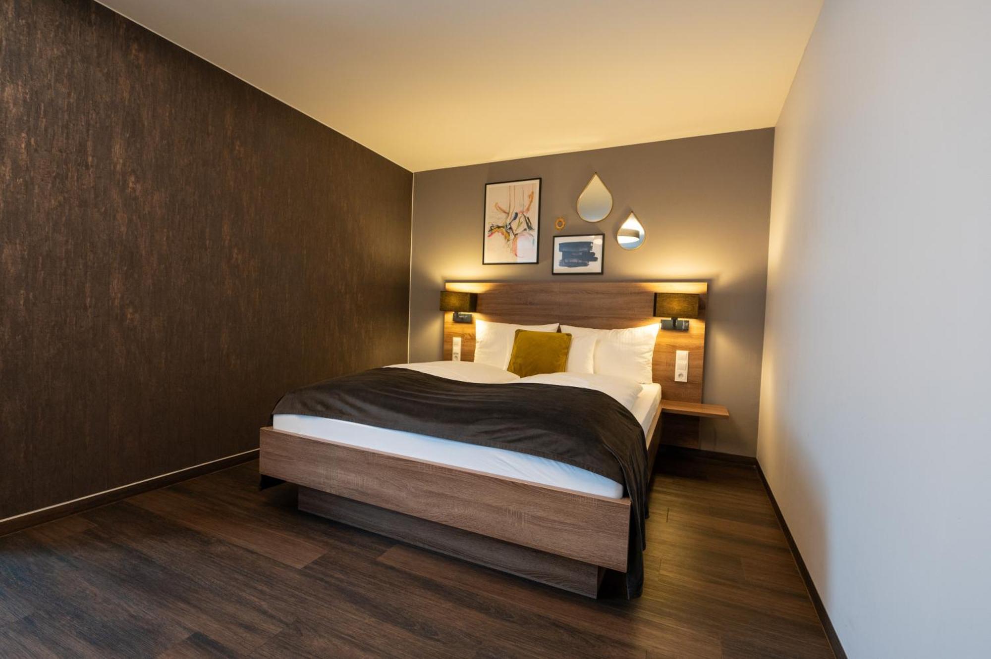 V Boutique Hotel בובלינגן מראה חיצוני תמונה