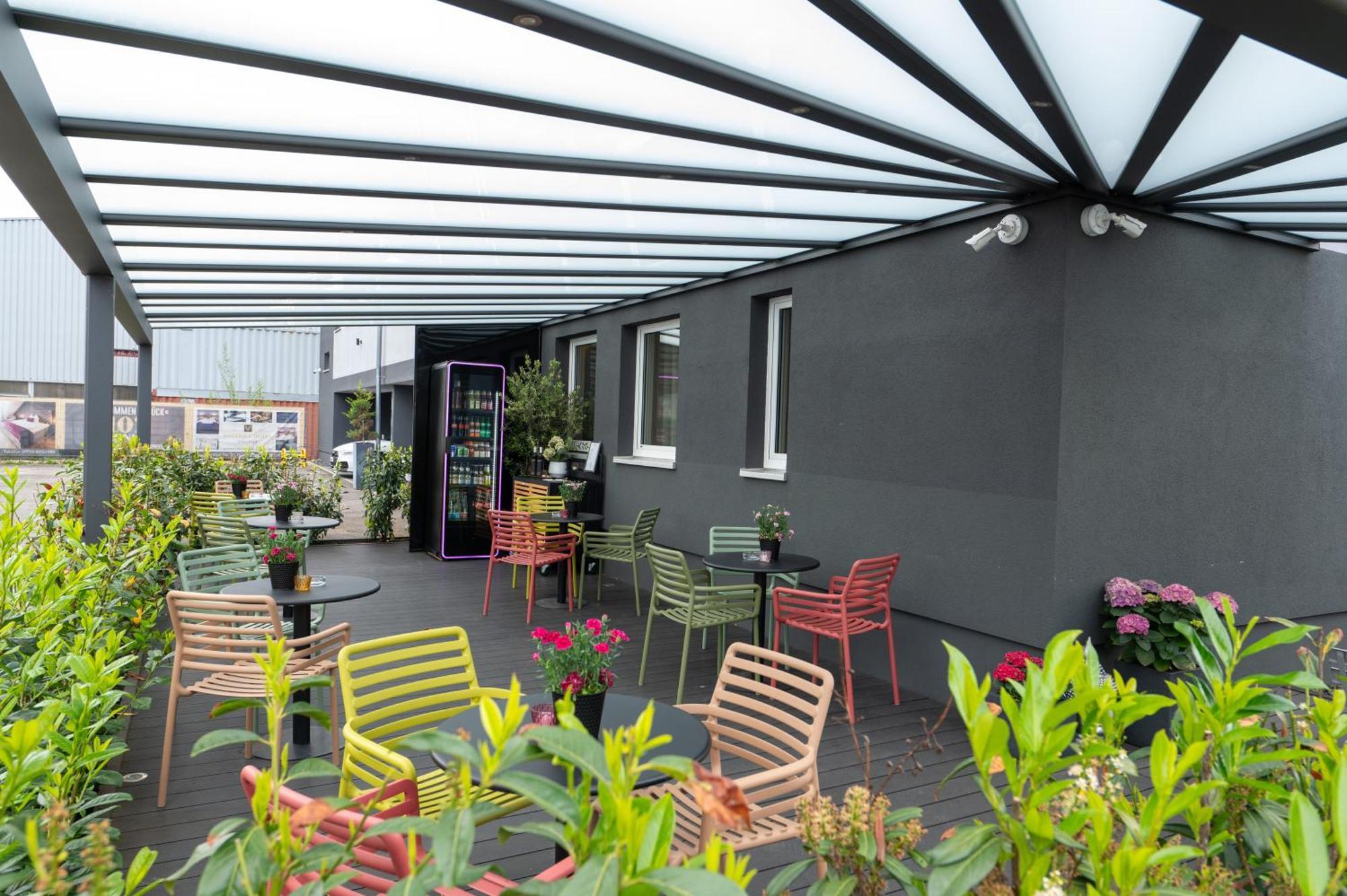 V Boutique Hotel בובלינגן מראה חיצוני תמונה