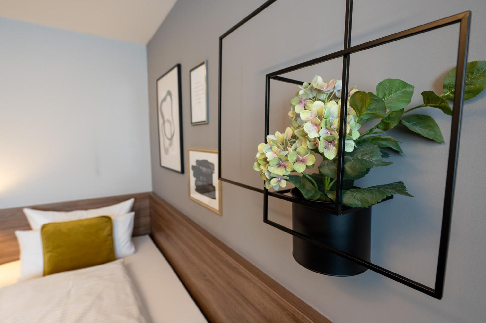 V Boutique Hotel בובלינגן מראה חיצוני תמונה